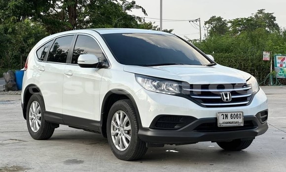 Buy Used Honda CR-V White Car in Bangkok in Bangkok Buy Used Honda CR-V White Car in Bangkok in Bangkok