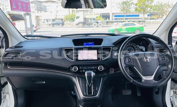 Buy Used Honda CR-V White Car in Bangkok in Bangkok Buy Used Honda CR-V White Car in Bangkok in Bangkok