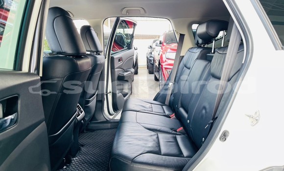 Buy Used Honda CR-V White Car in Bangkok in Bangkok Buy Used Honda CR-V White Car in Bangkok in Bangkok