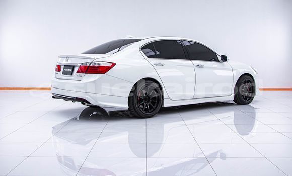 Buy Used Honda Accord White Car in Bangkok in Bangkok Buy Used Honda Accord White Car in Bangkok in Bangkok
