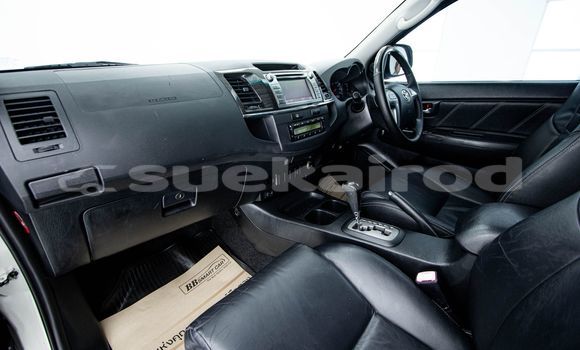 ซื้อ รถมือสอง Toyota Fortuner อื่น ๆ รถยนต์ ใน %{เมือง} ใน กรุงเทพมหานคร ซื้อ รถมือสอง Toyota Fortuner อื่น ๆ รถยนต์ ใน %{เมือง} ใน กรุงเทพมหานคร