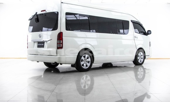 ซื้อ รถมือสอง Toyota Commuter ขาว รถยนต์ ใน %{เมือง} ใน กรุงเทพมหานคร ซื้อ รถมือสอง Toyota Commuter ขาว รถยนต์ ใน %{เมือง} ใน กรุงเทพมหานคร