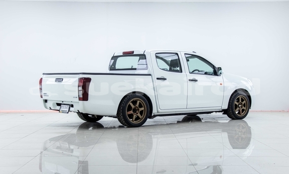 ซื้อ รถมือสอง Isuzu D-Max ขาว รถยนต์ ใน %{เมือง} ใน กรุงเทพมหานคร ซื้อ รถมือสอง Isuzu D-Max ขาว รถยนต์ ใน %{เมือง} ใน กรุงเทพมหานคร