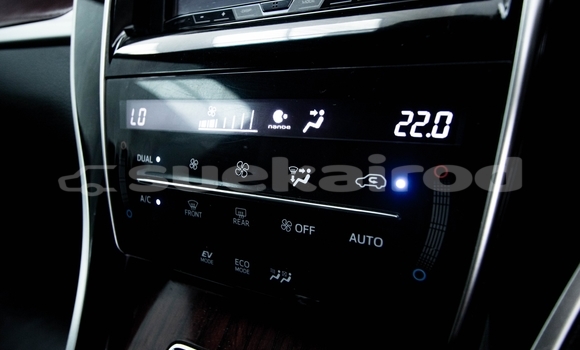 Buy Used Toyota Harrier White Car in Bangkok in Bangkok Buy Used Toyota Harrier White Car in Bangkok in Bangkok