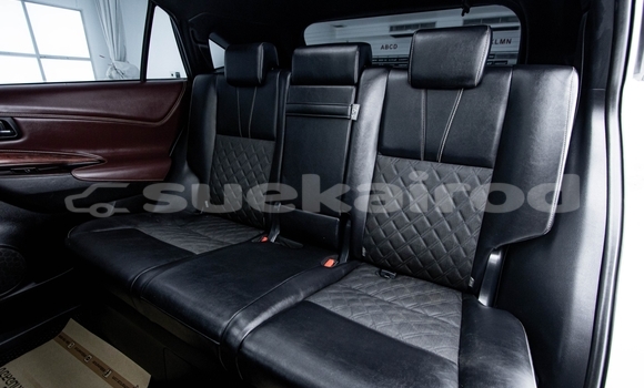 Buy Used Toyota Harrier White Car in Bangkok in Bangkok Buy Used Toyota Harrier White Car in Bangkok in Bangkok