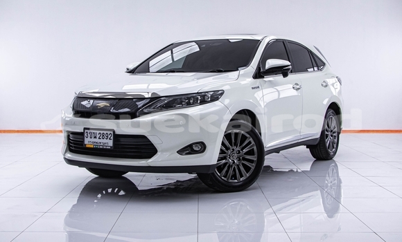 Buy Used Toyota Harrier White Car in Bangkok in Bangkok Buy Used Toyota Harrier White Car in Bangkok in Bangkok