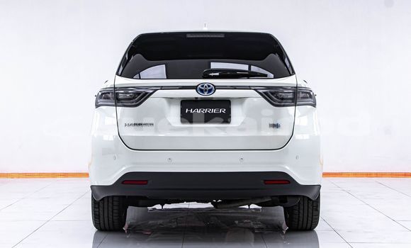 Buy Used Toyota Harrier White Car in Bangkok in Bangkok Buy Used Toyota Harrier White Car in Bangkok in Bangkok