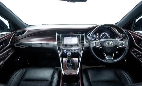 Buy Used Toyota Harrier White Car in Bangkok in Bangkok Buy Used Toyota Harrier White Car in Bangkok in Bangkok