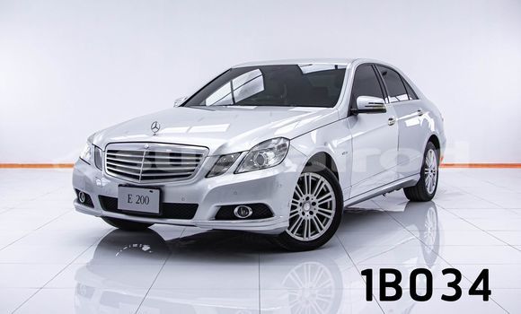 Buy Used Mercedes-Benz E-Classe Other Car in Bangkok in Bangkok Buy Used Mercedes-Benz E-Classe Other Car in Bangkok in Bangkok