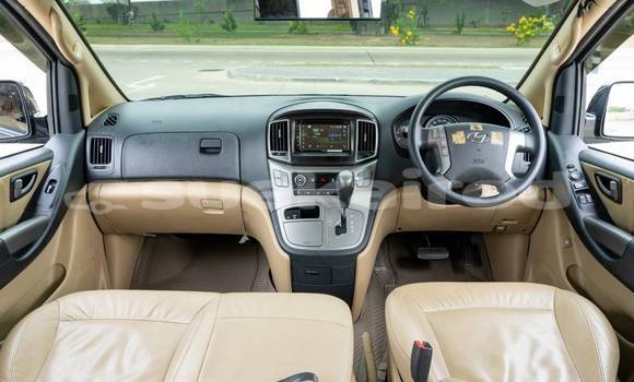 ซื้อ รถมือสอง Hyundai H1 สีดำ รถยนต์ ใน %{เมือง} ใน กรุงเทพมหานคร ซื้อ รถมือสอง Hyundai H1 สีดำ รถยนต์ ใน %{เมือง} ใน กรุงเทพมหานคร