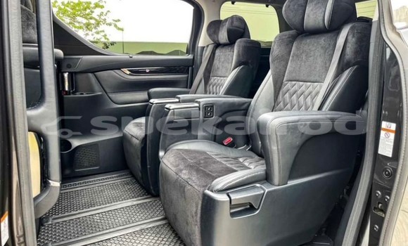 Buy Used Toyota Alphard Other Car in Bangkok in Bangkok Buy Used Toyota Alphard Other Car in Bangkok in Bangkok