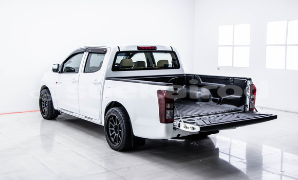 ซื้อ รถมือสอง Isuzu D-Max ขาว รถยนต์ ใน %{เมือง} ใน กรุงเทพมหานคร ซื้อ รถมือสอง Isuzu D-Max ขาว รถยนต์ ใน %{เมือง} ใน กรุงเทพมหานคร