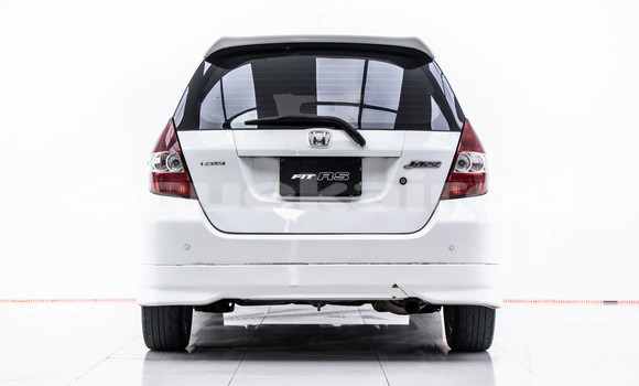 Buy Used Honda Jazz White Car in Bangkok in Bangkok Buy Used Honda Jazz White Car in Bangkok in Bangkok