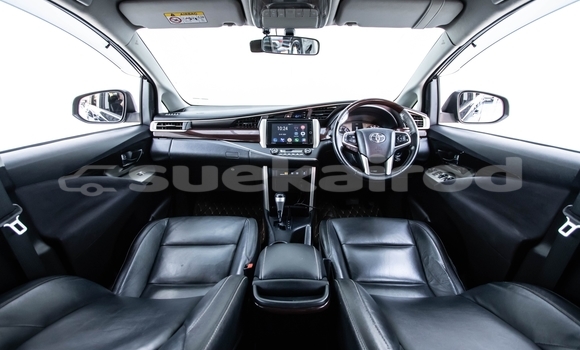 ซื้อ รถมือสอง Toyota Innova สีดำ รถยนต์ ใน %{เมือง} ใน กรุงเทพมหานคร ซื้อ รถมือสอง Toyota Innova สีดำ รถยนต์ ใน %{เมือง} ใน กรุงเทพมหานคร