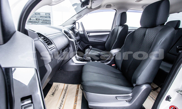 ซื้อ รถมือสอง Isuzu D-Max ขาว รถยนต์ ใน %{เมือง} ใน กรุงเทพมหานคร ซื้อ รถมือสอง Isuzu D-Max ขาว รถยนต์ ใน %{เมือง} ใน กรุงเทพมหานคร