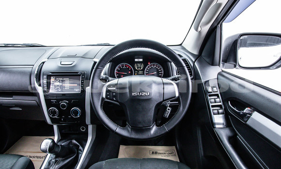 ซื้อ รถมือสอง Isuzu D-Max ขาว รถยนต์ ใน %{เมือง} ใน กรุงเทพมหานคร ซื้อ รถมือสอง Isuzu D-Max ขาว รถยนต์ ใน %{เมือง} ใน กรุงเทพมหานคร