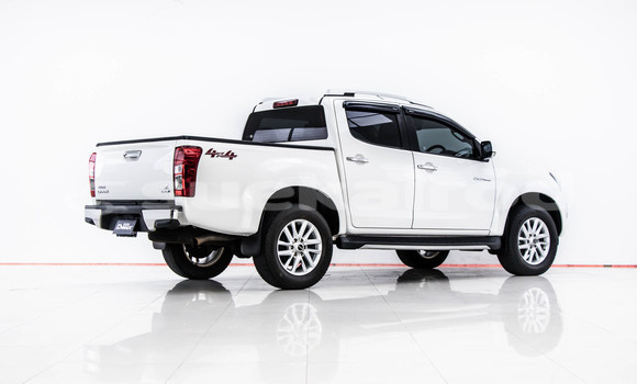 ซื้อ รถมือสอง Isuzu D-Max ขาว รถยนต์ ใน %{เมือง} ใน กรุงเทพมหานคร ซื้อ รถมือสอง Isuzu D-Max ขาว รถยนต์ ใน %{เมือง} ใน กรุงเทพมหานคร