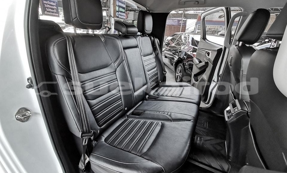 ซื้อ รถมือสอง Isuzu D-Max ขาว รถยนต์ ใน %{เมือง} ใน กรุงเทพมหานคร ซื้อ รถมือสอง Isuzu D-Max ขาว รถยนต์ ใน %{เมือง} ใน กรุงเทพมหานคร