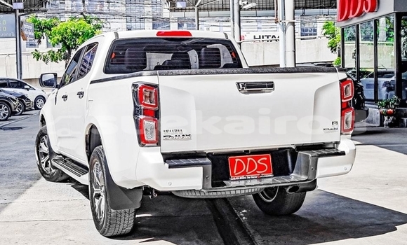 ซื้อ รถมือสอง Isuzu D-Max ขาว รถยนต์ ใน %{เมือง} ใน กรุงเทพมหานคร ซื้อ รถมือสอง Isuzu D-Max ขาว รถยนต์ ใน %{เมือง} ใน กรุงเทพมหานคร