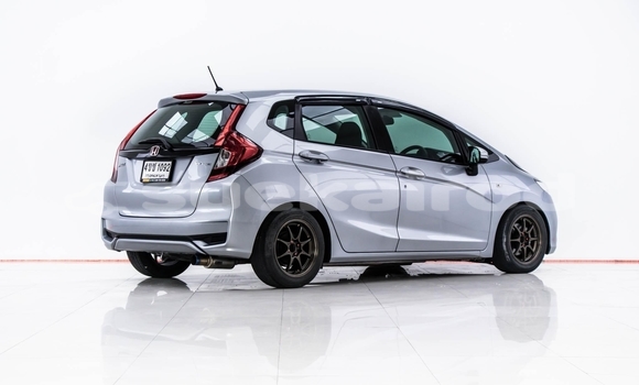 ซื้อ รถมือสอง Honda Jazz อื่น ๆ รถยนต์ ใน %{เมือง} ใน กรุงเทพมหานคร ซื้อ รถมือสอง Honda Jazz อื่น ๆ รถยนต์ ใน %{เมือง} ใน กรุงเทพมหานคร