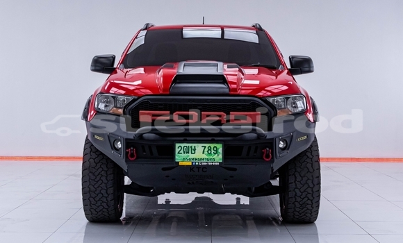 ซื้อ รถมือสอง Ford Ranger สีแดง รถยนต์ ใน %{เมือง} ใน กรุงเทพมหานคร