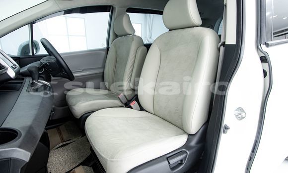 Buy Used Honda Freed White Car in Bangkok in Bangkok Buy Used Honda Freed White Car in Bangkok in Bangkok