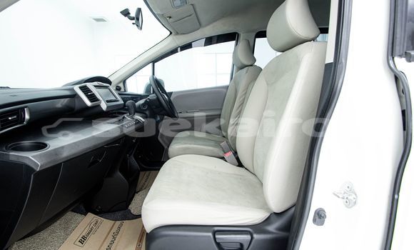 Buy Used Honda Freed White Car in Bangkok in Bangkok Buy Used Honda Freed White Car in Bangkok in Bangkok