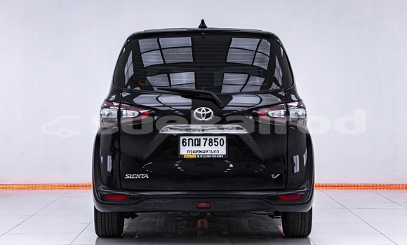 Buy Used Toyota Sienta Black Car in Bangkok in Bangkok Buy Used Toyota Sienta Black Car in Bangkok in Bangkok