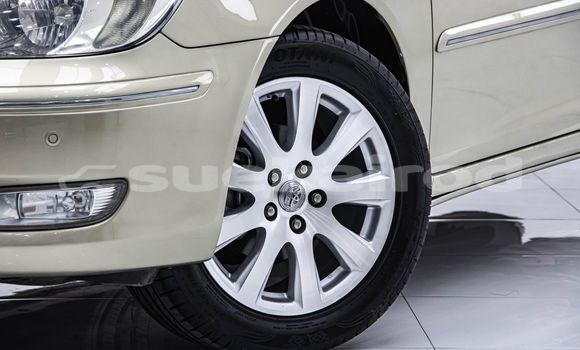 Buy Used Toyota Camry Brown Car in Bangkok in Bangkok Buy Used Toyota Camry Brown Car in Bangkok in Bangkok