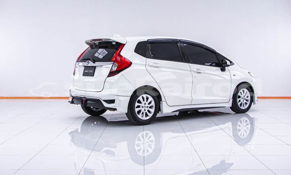 ซื้อ รถมือสอง Honda Jazz ขาว รถยนต์ ใน %{เมือง} ใน กรุงเทพมหานคร ซื้อ รถมือสอง Honda Jazz ขาว รถยนต์ ใน %{เมือง} ใน กรุงเทพมหานคร