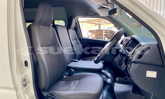 ซื้อ รถมือสอง Toyota Commuter ขาว รถยนต์ ใน %{เมือง} ใน กรุงเทพมหานคร ซื้อ รถมือสอง Toyota Commuter ขาว รถยนต์ ใน %{เมือง} ใน กรุงเทพมหานคร