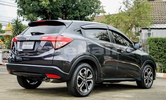 Buy Used Honda HR–V Black Car in Bangkok in Bangkok Buy Used Honda HR–V Black Car in Bangkok in Bangkok