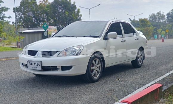 ซื้อ รถมือสอง Mitsubishi Lancer ขาว รถยนต์ ใน %{เมือง} ใน กรุงเทพมหานคร