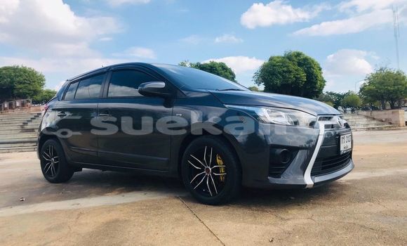 ซื้อ รถมือสอง Toyota Yaris สีดำ รถยนต์ ใน %{เมือง} ใน กรุงเทพมหานคร ซื้อ รถมือสอง Toyota Yaris สีดำ รถยนต์ ใน %{เมือง} ใน กรุงเทพมหานคร