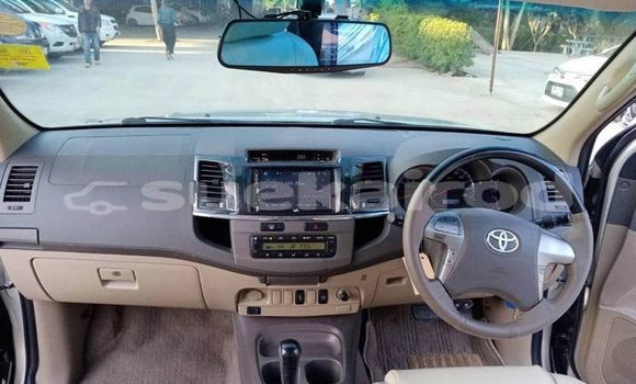 ซื้อ รถมือสอง Toyota Fortuner ขาว รถยนต์ ใน %{เมือง} ใน กรุงเทพมหานคร ซื้อ รถมือสอง Toyota Fortuner ขาว รถยนต์ ใน %{เมือง} ใน กรุงเทพมหานคร