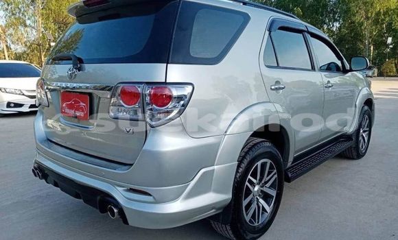 ซื้อ รถมือสอง Toyota Fortuner ขาว รถยนต์ ใน %{เมือง} ใน กรุงเทพมหานคร ซื้อ รถมือสอง Toyota Fortuner ขาว รถยนต์ ใน %{เมือง} ใน กรุงเทพมหานคร