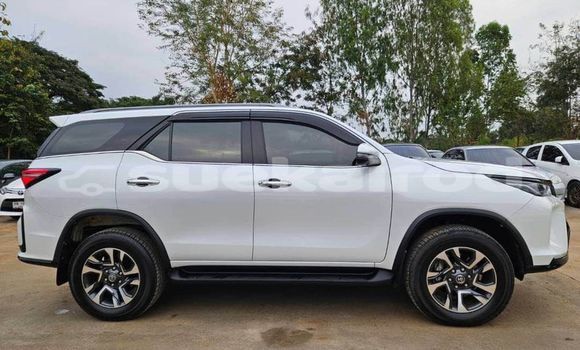 ซื้อ รถมือสอง Toyota Fortuner ขาว รถยนต์ ใน %{เมือง} ใน กรุงเทพมหานคร ซื้อ รถมือสอง Toyota Fortuner ขาว รถยนต์ ใน %{เมือง} ใน กรุงเทพมหานคร