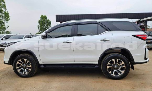 ซื้อ รถมือสอง Toyota Fortuner ขาว รถยนต์ ใน %{เมือง} ใน กรุงเทพมหานคร ซื้อ รถมือสอง Toyota Fortuner ขาว รถยนต์ ใน %{เมือง} ใน กรุงเทพมหานคร