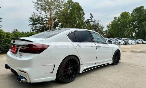 ซื้อ รถมือสอง Honda Accord ขาว รถยนต์ ใน %{เมือง} ใน กรุงเทพมหานคร ซื้อ รถมือสอง Honda Accord ขาว รถยนต์ ใน %{เมือง} ใน กรุงเทพมหานคร