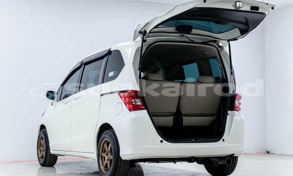 Buy Used Honda Freed White Car in Bangkok in Bangkok Buy Used Honda Freed White Car in Bangkok in Bangkok