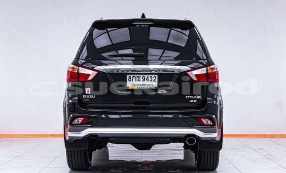 Buy Used Isuzu MU-X Black Car in Bangkok in Bangkok Buy Used Isuzu MU-X Black Car in Bangkok in Bangkok