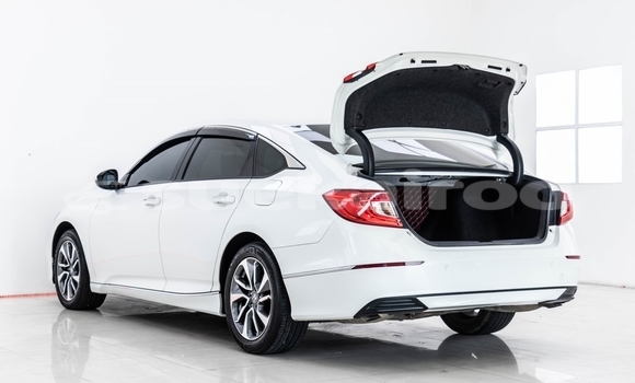 ซื้อ รถมือสอง Honda Accord ขาว รถยนต์ ใน %{เมือง} ใน กรุงเทพมหานคร ซื้อ รถมือสอง Honda Accord ขาว รถยนต์ ใน %{เมือง} ใน กรุงเทพมหานคร