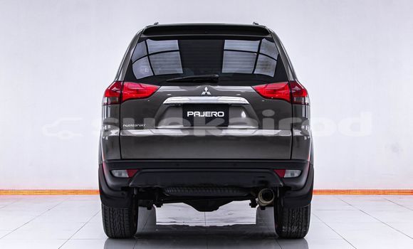 Buy Used Mitsubishi Pajero Brown Car in Bangkok in Bangkok Buy Used Mitsubishi Pajero Brown Car in Bangkok in Bangkok