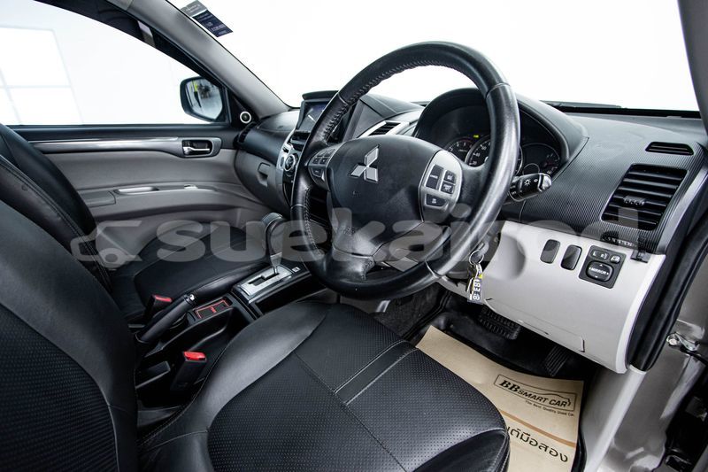 Big with watermark mitsubishi pajero bangkok bangkok 69015