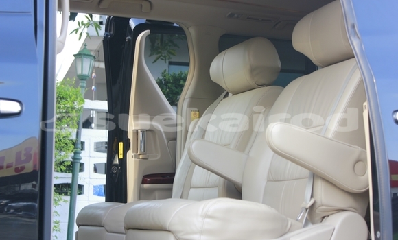 ซื้อ รถมือสอง Toyota Alphard สีดำ รถยนต์ ใน %{เมือง} ใน กรุงเทพมหานคร ซื้อ รถมือสอง Toyota Alphard สีดำ รถยนต์ ใน %{เมือง} ใน กรุงเทพมหานคร