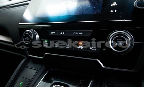 Buy Used Honda CR-V White Car in Bangkok in Bangkok Buy Used Honda CR-V White Car in Bangkok in Bangkok