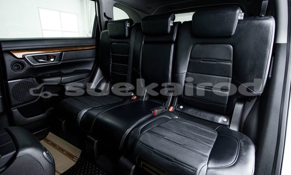 Buy Used Honda CR-V White Car in Bangkok in Bangkok Buy Used Honda CR-V White Car in Bangkok in Bangkok