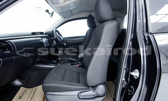 ซื้อ รถมือสอง Toyota Hiluxe Revo สีดำ รถยนต์ ใน %{เมือง} ใน กรุงเทพมหานคร ซื้อ รถมือสอง Toyota Hiluxe Revo สีดำ รถยนต์ ใน %{เมือง} ใน กรุงเทพมหานคร