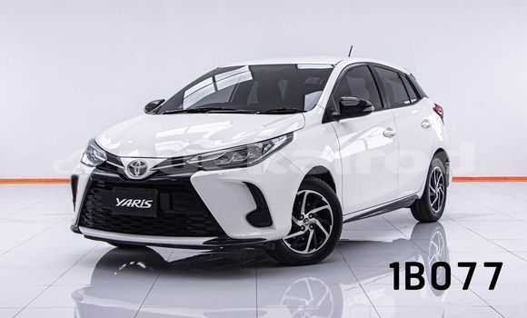 Buy Used Toyota Yaris White Car in Bangkok in Bangkok Buy Used Toyota Yaris White Car in Bangkok in Bangkok