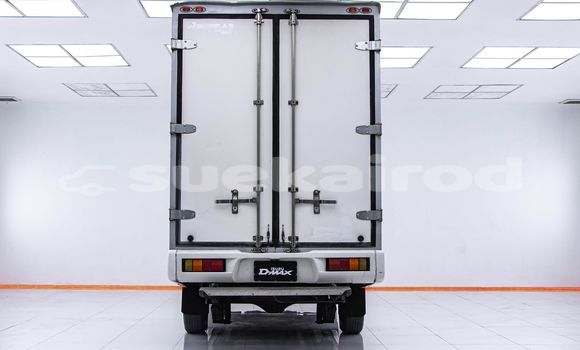 Buy Used Isuzu D-Max White Car in Bangkok in Bangkok Buy Used Isuzu D-Max White Car in Bangkok in Bangkok